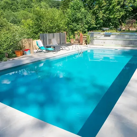 Holiday home In Nature With Sauna, Hot Tub En Swimming Pool